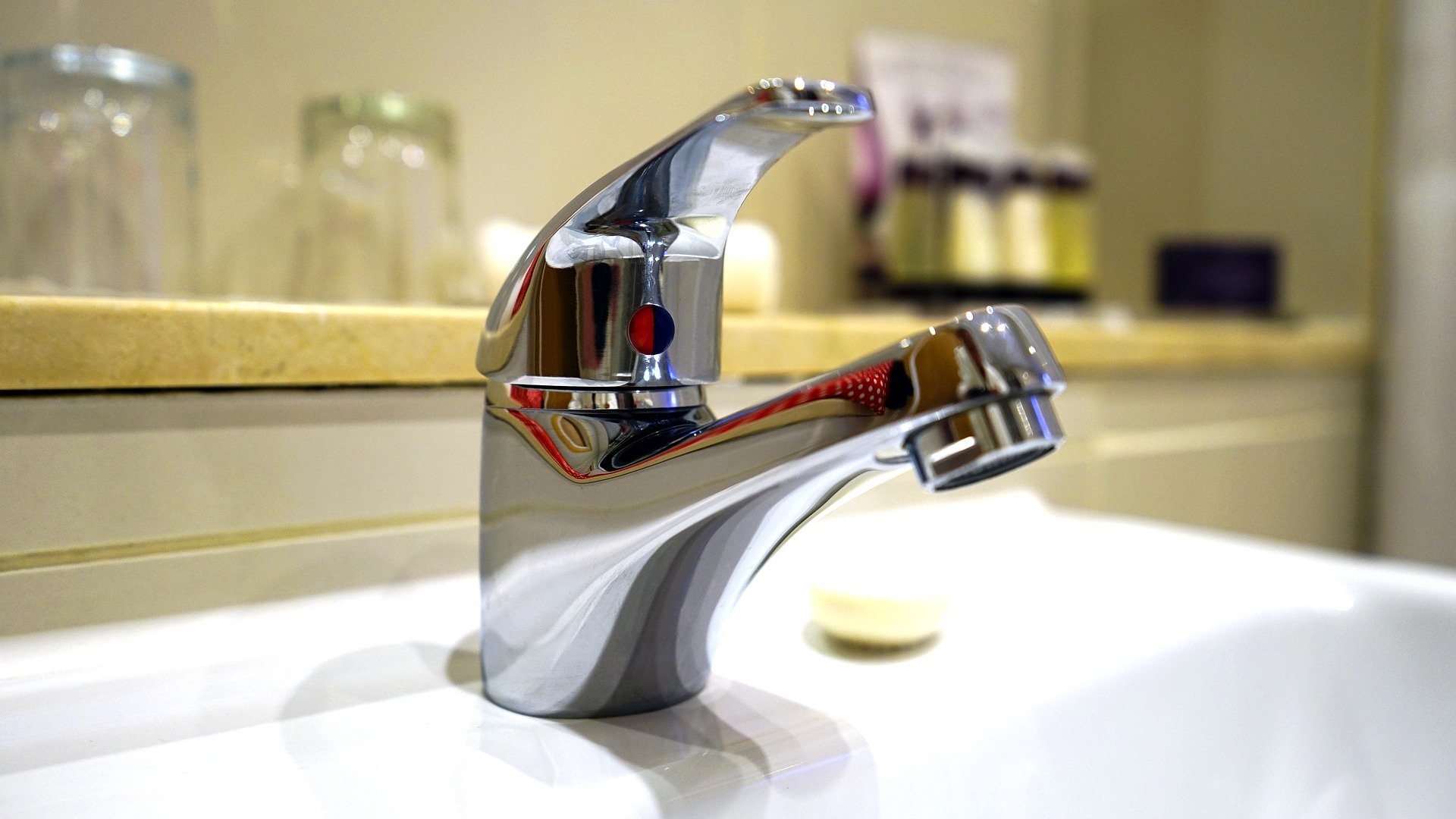 Comment réparer un robinet à cartouche qui fuit ?